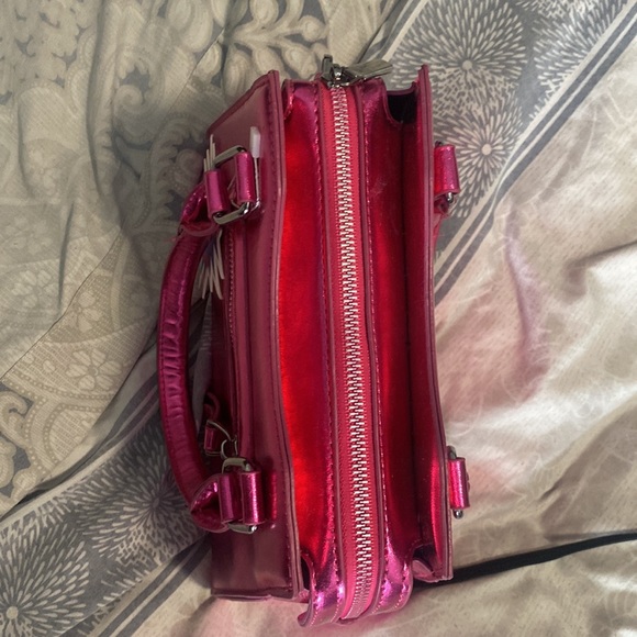 Handbag - Picture 2 of 7